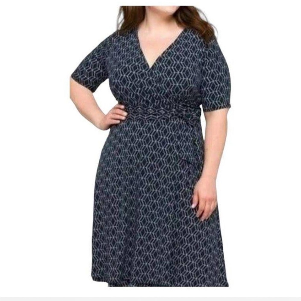 41 Hawthorn
 navy geometric print faux wrap dress